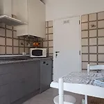 Maison Typique - By Paradisewaves