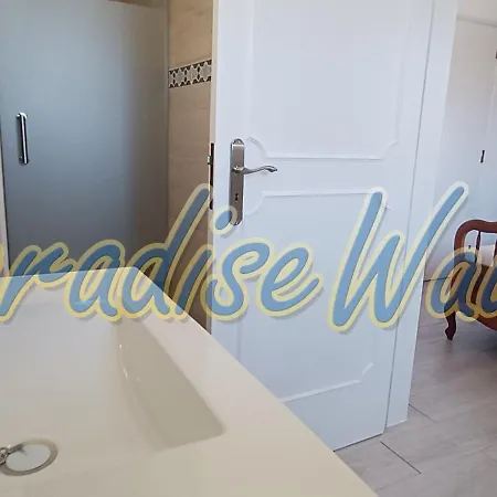 Guest house Maison Typique - By Paradisewaves *